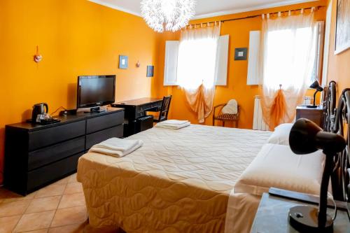 Emerald Palace Hostel in Флоренція Emerald Palace Hostel in Флоренція