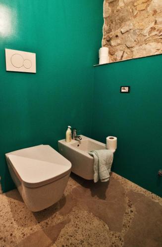 Bathroom, Le Cantine in Vacone Bathroom, Le Cantine in Vacone