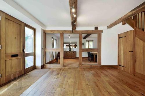 Charming Countryside Barn Conversion in Burghill Charming Countryside Barn Conversion in Burghill
