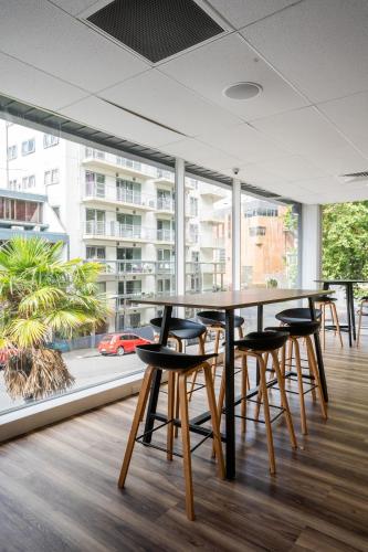 ผับ/เลาจน์, Haka House Auckland City near โอ๊คแลนด์ โดเมน ผับ/เลาจน์, Haka House Auckland City near โอ๊คแลนด์ โดเมน