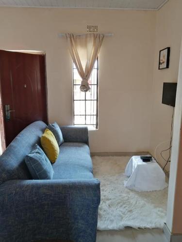 Lormasol Mews Guesthouse in Serowe Lormasol Mews Guesthouse in Serowe