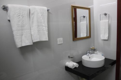 Badkamer, Hotel Lubumbashi in Lubumbashi Badkamer, Hotel Lubumbashi in Lubumbashi