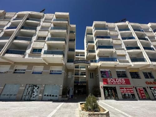 Beachfront Apartment with Garage in Hiboun Beachfront Apartment with Garage in Hiboun