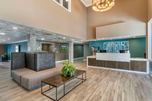 Lobby, Best Western Plus Vineyard Inn in Livermore (CA) Lobby, Best Western Plus Vineyard Inn in Livermore (CA)