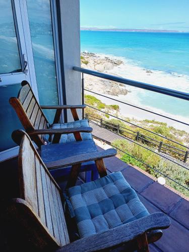 Balcony/terrace, Langebaan Beach Towers in Langebaan Balcony/terrace, Langebaan Beach Towers in Langebaan