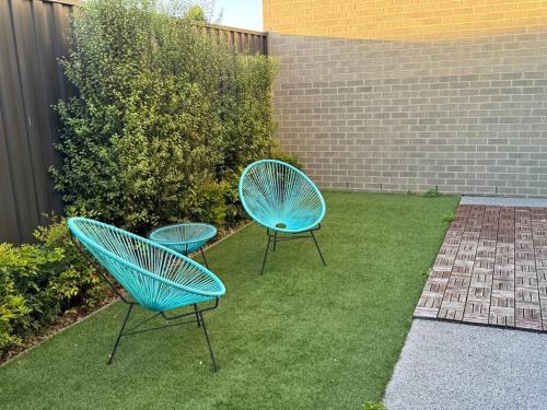 City Fringe and 2.5 bathrooms in Fawkner City Fringe and 2.5 bathrooms in Fawkner