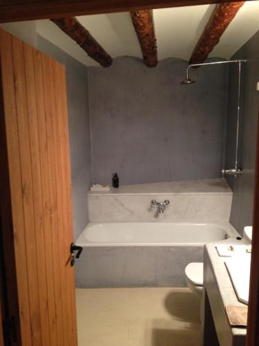 This photo about Hotel Mas de la Serra shared on HyHotel.com