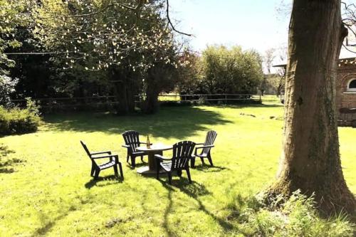 Garden, Charmant cottage 8 personnes en Normandie in Cleuville Garden, Charmant cottage 8 personnes en Normandie in Cleuville