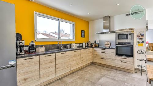 Cocina, Villa Fleur de Dune in Saint-Jean-de-Monts Cocina, Villa Fleur de Dune in Saint-Jean-de-Monts