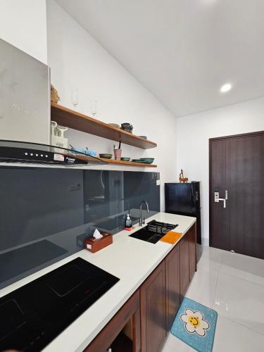 Kitchen, MTR Apartment & Hotel near Da Nang International Exhibition Fair Center Kitchen, MTR Apartment & Hotel near Da Nang International Exhibition Fair Center