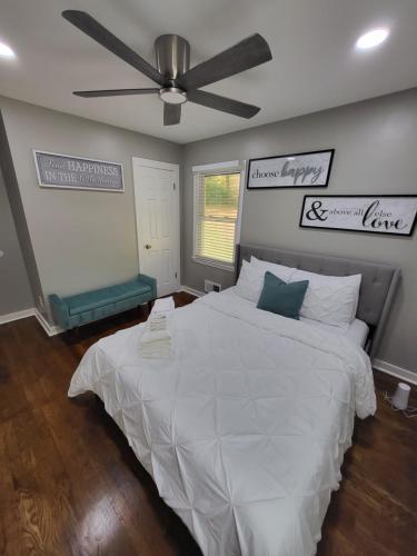 Rare Find! Private Heated Pool & Spa - Entire Home Near ATL City Center in English Avenue Rare Find! Private Heated Pool & Spa - Entire Home Near ATL City Center in English Avenue