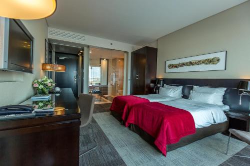 Andersia Hotel & Spa Poznan, a member of Radisson Individuals in Poznan Andersia Hotel & Spa Poznan, a member of Radisson Individuals in Poznan