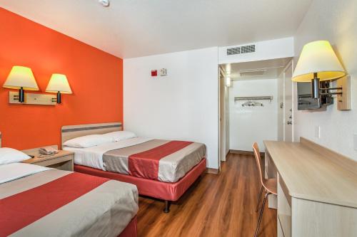 在meiguo.com看到的Motel 6 Vacaville的介绍图片