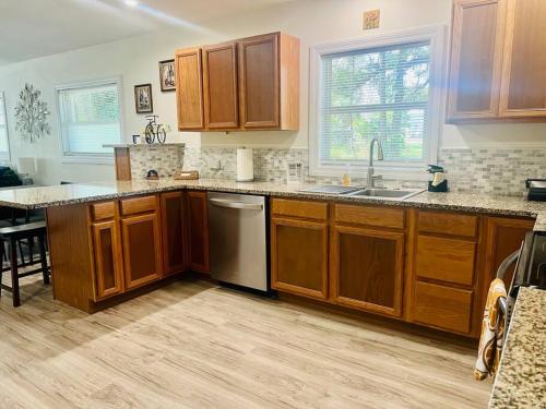 Kitchen, Country Welcome in Micanopy (FL) Kitchen, Country Welcome in Micanopy (FL)