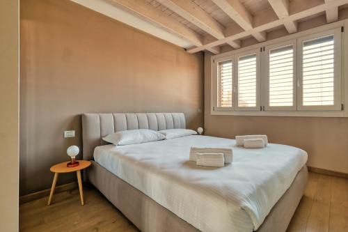 JOIVY Elegant apartment with parking and balcony