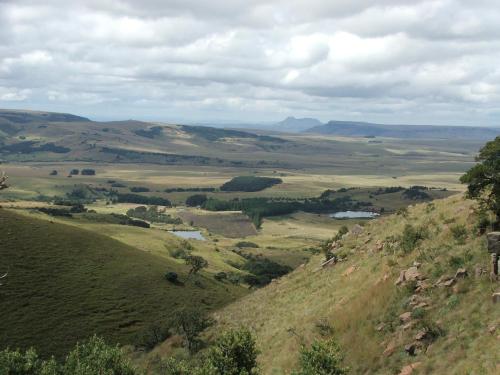 Luiperdkloof Trout Lodge in Paulpietersberg Luiperdkloof Trout Lodge in Paulpietersberg