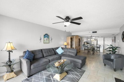 203 Beach Place Condos in Madeira Beach 203 Beach Place Condos in Madeira Beach