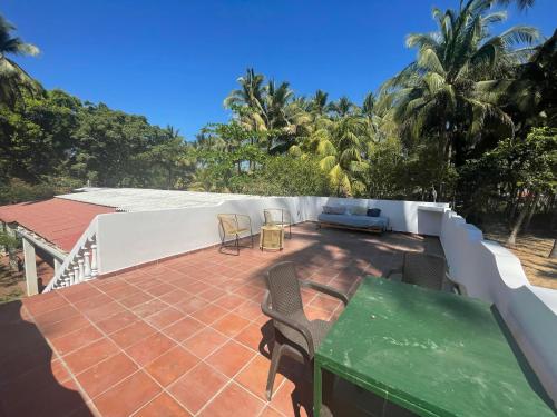 Балкон/тераса, Sugarloaf Beach House & Surf Lodge in El Cuco Балкон/тераса, Sugarloaf Beach House & Surf Lodge in El Cuco