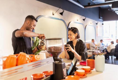 บริการและสิ่งอำนวยความสะดวก, อิงค์ โฮเต็ล เมลเบิร์น เซาท์แบงก์ (Ink Hotel Melbourne Southbank) near ยูเรก้าสกายเด็ค88 บริการและสิ่งอำนวยความสะดวก, อิงค์ โฮเต็ล เมลเบิร์น เซาท์แบงก์ (Ink Hotel Melbourne Southbank) near ยูเรก้าสกายเด็ค88