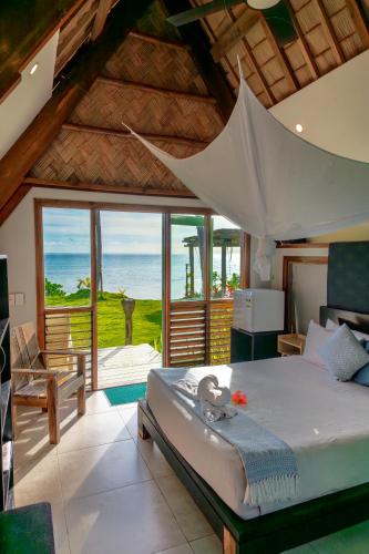 แมงโก เบย์ รีสอร์ท (Mango Bay Resort) in โคโรเลวู แมงโก เบย์ รีสอร์ท (Mango Bay Resort) in โคโรเลวู