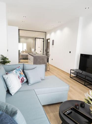 Dahlia Suite - 5 min drive to Piraeus Port in Piraeus Dahlia Suite - 5 min drive to Piraeus Port in Piraeus