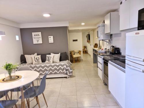 Παροχές, DEPARTAMENTO TAG in Σαντάγιο Ντελ Εστέρο Παροχές, DEPARTAMENTO TAG in Σαντάγιο Ντελ Εστέρο