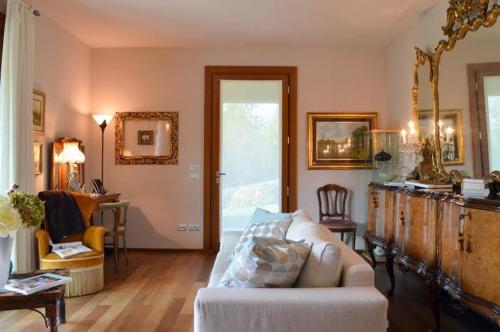 This photo about B&B La Casa di Angela shared on HyHotel.com