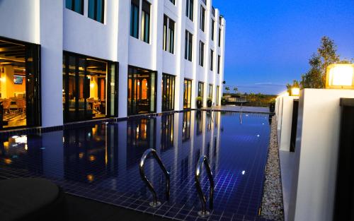 スイミングプール, サヴァン リゾーツ (Savan Resorts) in サワンナケート スイミングプール, サヴァン リゾーツ (Savan Resorts) in サワンナケート