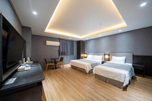 I-check Hyunjin Hotel in Donghae-si I-check Hyunjin Hotel in Donghae-si