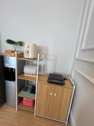 Kitchen, Clamitan House in Padalarang Kitchen, Clamitan House in Padalarang