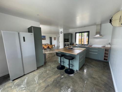 Kitchen, Villa confort piscine chauffee*/10KM CONTIS Plage in Lit-Et-Mixe Kitchen, Villa confort piscine chauffee*/10KM CONTIS Plage in Lit-Et-Mixe