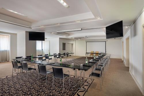 Business Center , Palace Catania - UNA Esperienze in Catania Business Center , Palace Catania - UNA Esperienze in Catania