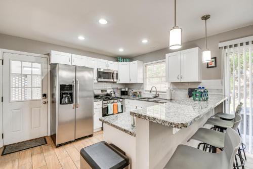 Pet-Friendly Atlanta Retreat with 2 Bicycles in Embry Hills Pet-Friendly Atlanta Retreat with 2 Bicycles in Embry Hills