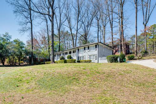 Pet-Friendly Atlanta Retreat with 2 Bicycles in Embry Hills Pet-Friendly Atlanta Retreat with 2 Bicycles in Embry Hills