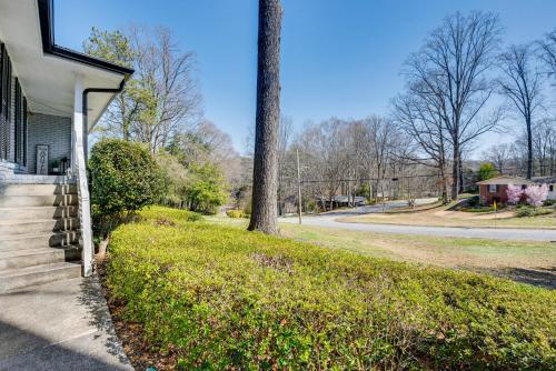 Pet-Friendly Atlanta Retreat with 2 Bicycles in Embry Hills Pet-Friendly Atlanta Retreat with 2 Bicycles in Embry Hills