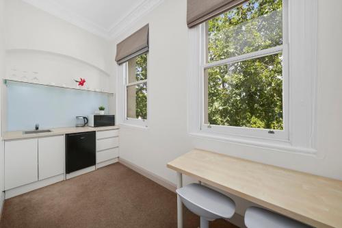 廚房, 墨爾本克拉倫登酒店 (Clarendon Hotel Melbourne) in 南墨爾本 廚房, 墨爾本克拉倫登酒店 (Clarendon Hotel Melbourne) in 南墨爾本