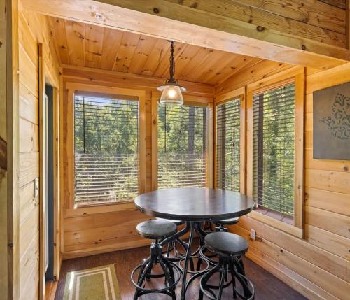 Steps From Pf 3br Escape Theater & Hot Tub in 마운트 자이언 Steps From Pf 3br Escape Theater & Hot Tub in 마운트 자이언