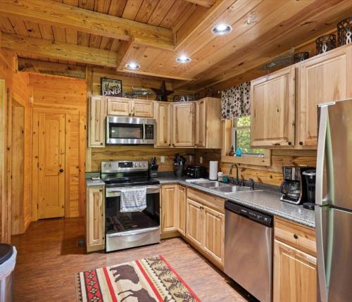 Steps From Pf 3br Escape Theater & Hot Tub in 마운트 자이언 Steps From Pf 3br Escape Theater & Hot Tub in 마운트 자이언