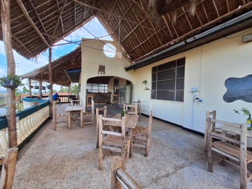 Bar/lounge, Hill View Garden Hotel in Moshi Bar/lounge, Hill View Garden Hotel in Moshi