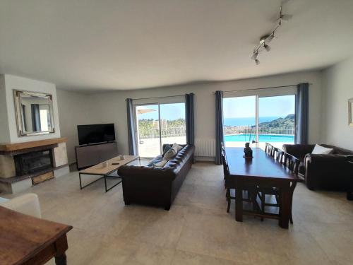 Facilities, Family Home - Between Monaco, Menton & Gorbio - Beautiful in Gorbio Facilities, Family Home - Between Monaco, Menton & Gorbio - Beautiful in Gorbio