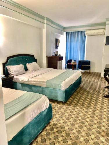 Al-Sadier Place Hotel & Restaurant in Baghdad Al-Sadier Place Hotel & Restaurant in Baghdad