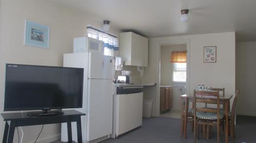 This photo about Lynwood Inn shared on HyHotel.com