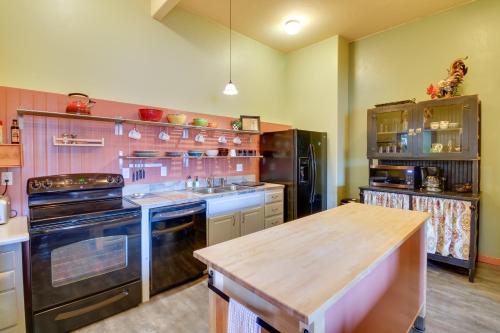 Cozy Ridgway Vacation Rental Hike, Ski and Explore! in Ridgway (Colorado) Cozy Ridgway Vacation Rental Hike, Ski and Explore! in Ridgway (Colorado)