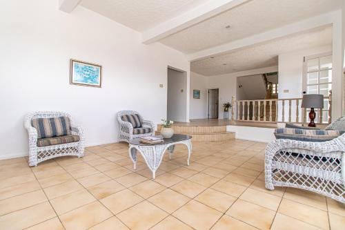 Villa Amore Jamaica - Between Montego Bay & Ochi Rios Includes Cook in Discovery Bay Villa Amore Jamaica - Between Montego Bay & Ochi Rios Includes Cook in Discovery Bay