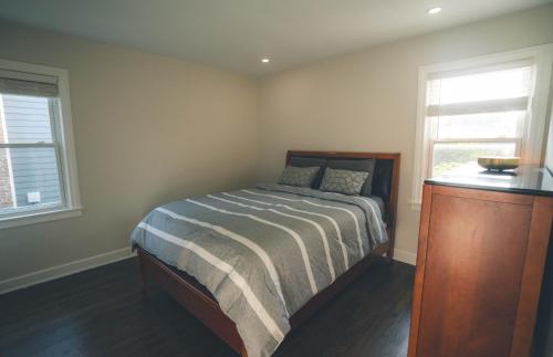 Charming Modern Home! in Elmhurst Charming Modern Home! in Elmhurst
