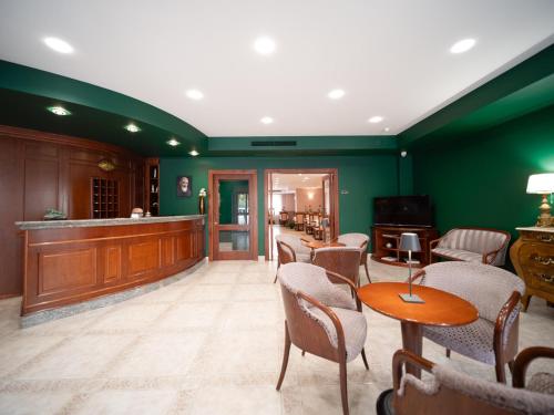 Lobby, Hotel SAN PIO in San Giovanni Rotondo Lobby, Hotel SAN PIO in San Giovanni Rotondo