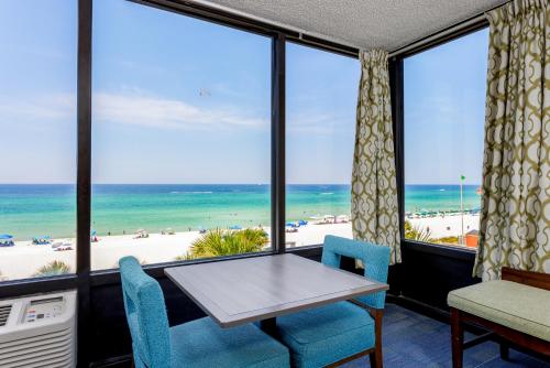 Bikini Beach Resort in Panama City (FL) Bikini Beach Resort in Panama City (FL)