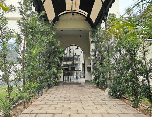 Hotel Oasis-Dream Holidays - La Petite France in San Bernardino Hotel Oasis-Dream Holidays - La Petite France in San Bernardino