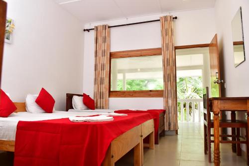 Seaway Hotel in Trincomalee Seaway Hotel in Trincomalee