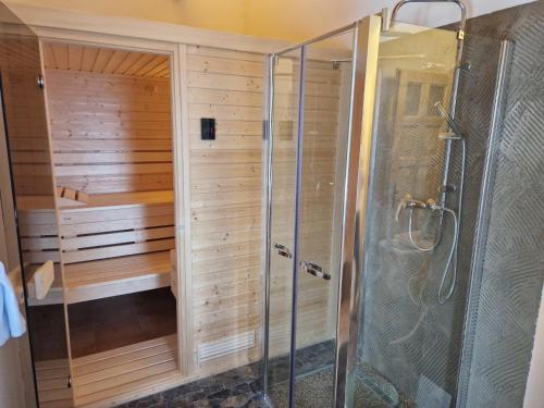 Holiday Home Roubenka Maleč by Interhome (Holiday Home Roubenka Malec by Interhome) in สตราชิน Holiday Home Roubenka Maleč by Interhome (Holiday Home Roubenka Malec by Interhome) in สตราชิน
